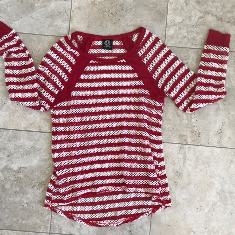 Bobeau woman’s long sleeve mesh shirt